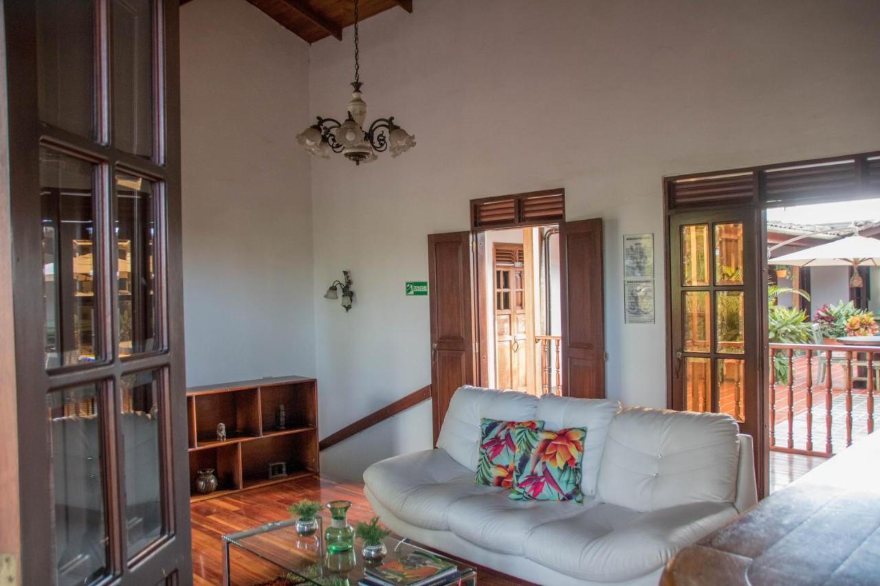 Hotel Colonial Andino - Parque Principal De פיטליטו מראה חיצוני תמונה